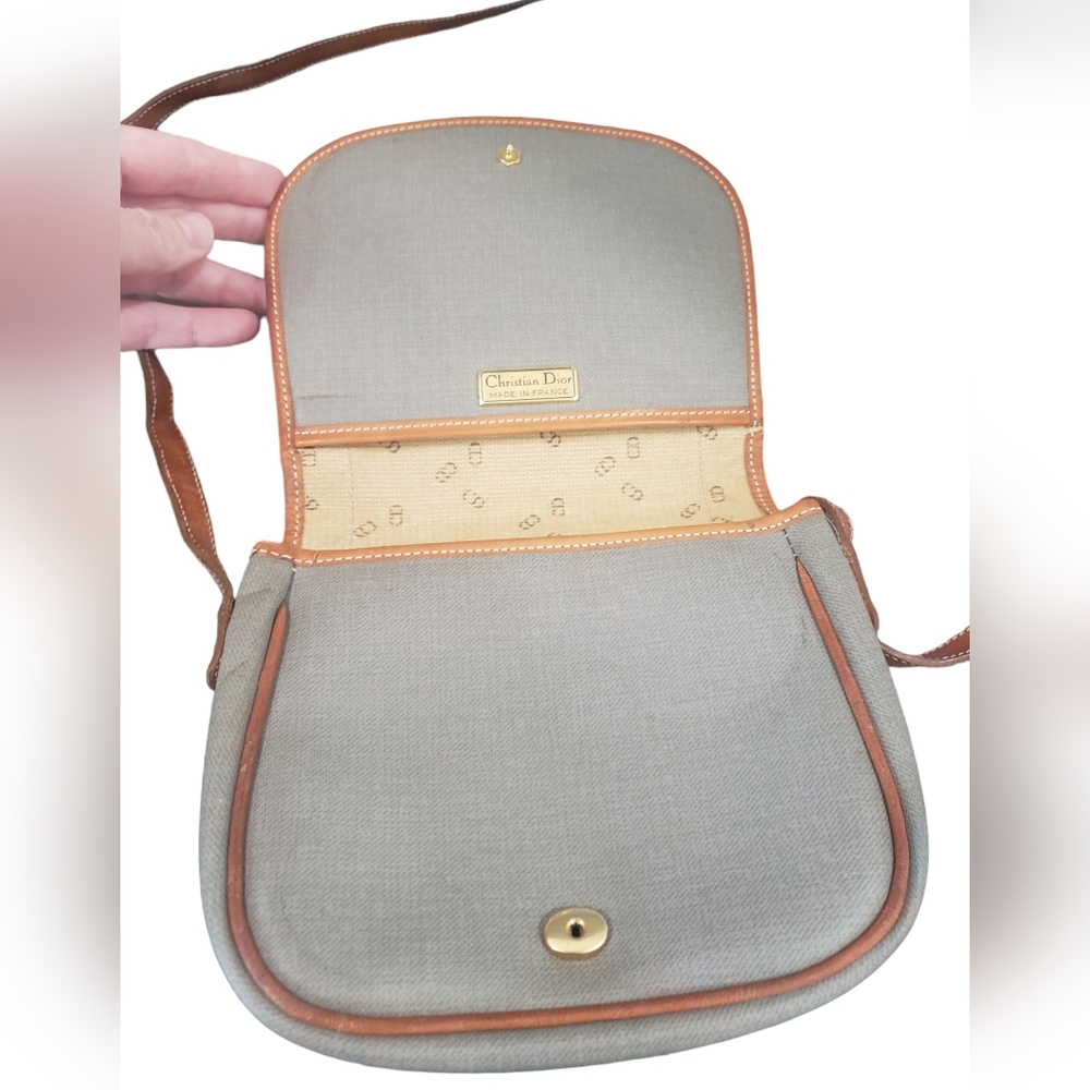 Dior Tan and Cream Shoulder Bag - Picture 4 of 12